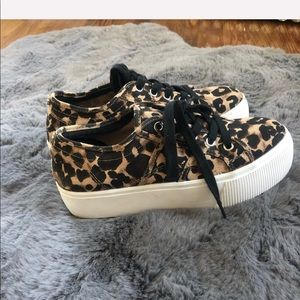 🚫SOLD🚫 Steve Madden Emmi Cheetah Platforms